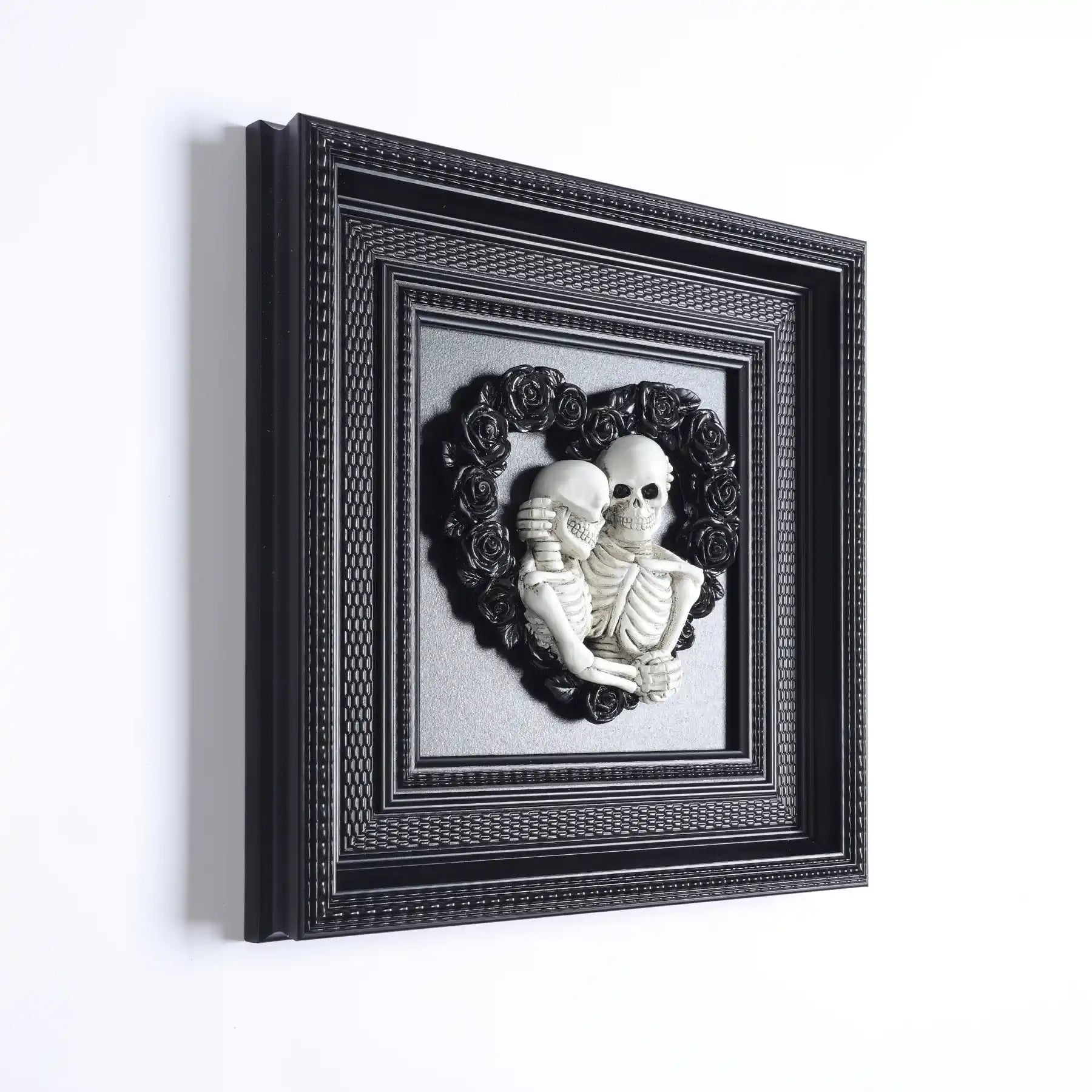 Skeleton Couple Hugging 3d Wall Sculpture (display 4)