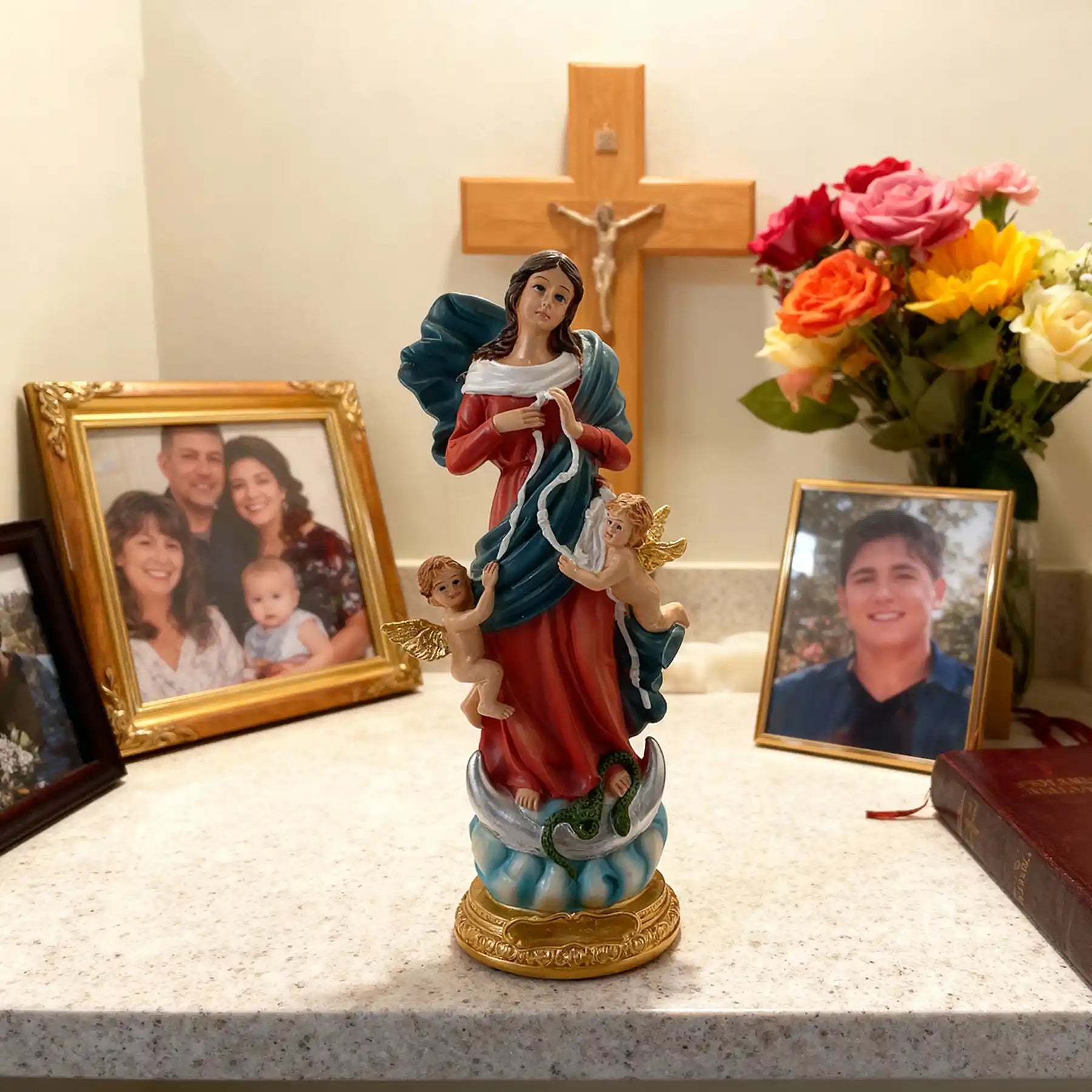 Our Lady Untier of Knots Statue 8.5", Mary Undoer of Knots Figurine (display 8)